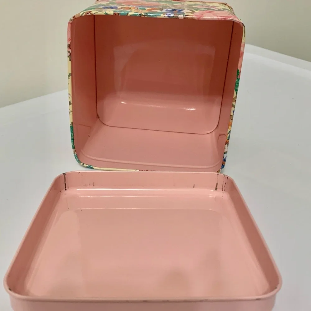Vintage Floral Tin